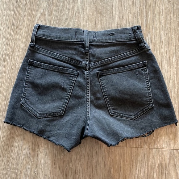 Madewell “Perfect Jean Shorts” - Picture 2 of 5